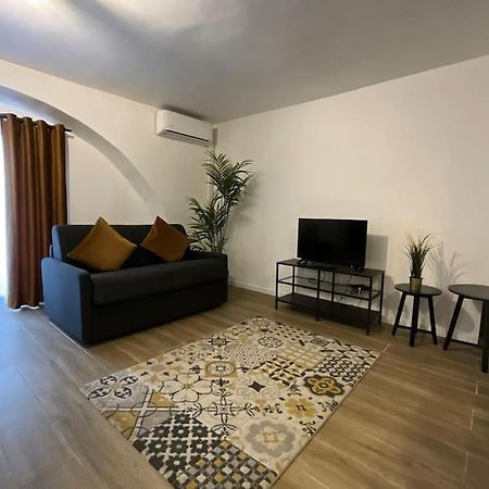 Ks Paris Studio Appart Near Station Gare Du Nord And Gare De L Est Экстерьер фото
